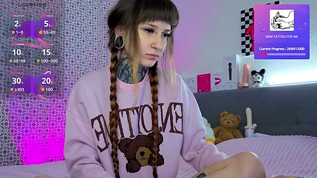 LilithPoison online show from 03.08.26