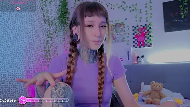 Snapshot of LilithPoison chatting on 07.12.26 LilithPoison online show from 07.12.26