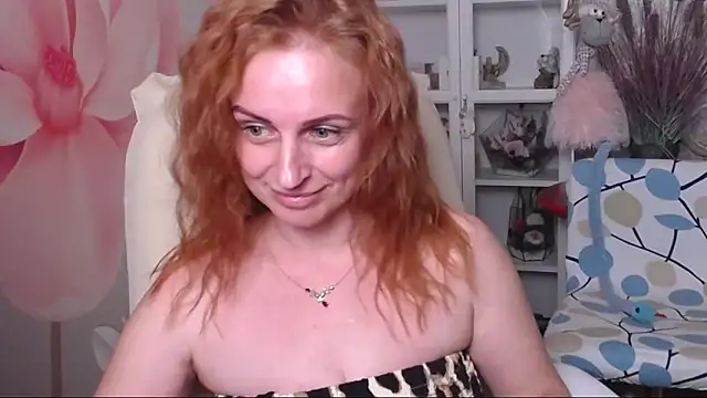 Snapshot of Venus_love1 chatting on 05.12.26 Venus love1 online show from 05.12.26