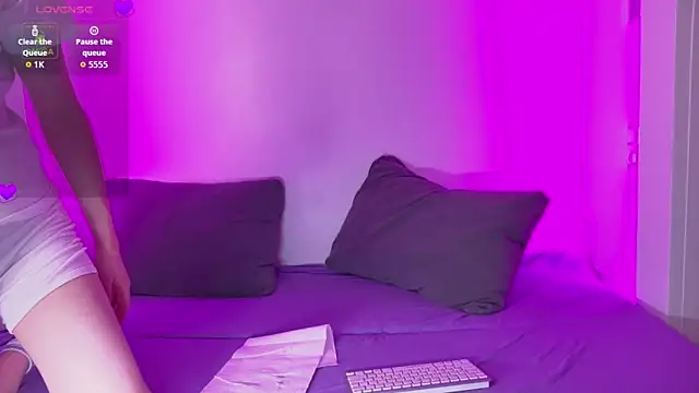 HeejinWang online show from 03.28.26