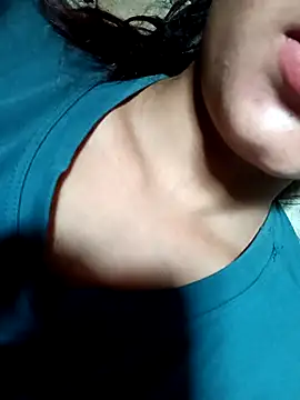 Aaisha-16 online show from 04.28.26