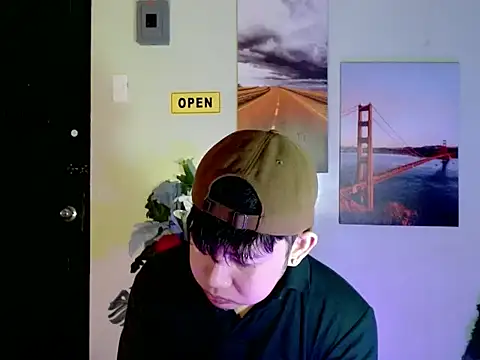 NaughtyGlow97 online show from 10.23.25