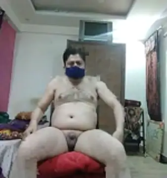 Love40777 online show from 02.12.26