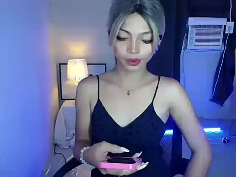 Snapshot of _Hot_rockyxxx chatting on 09.27.25  Hot rockyxxx online show from 09.27.25