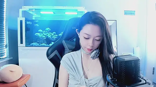 Keke-Bai online show from 10.11.25