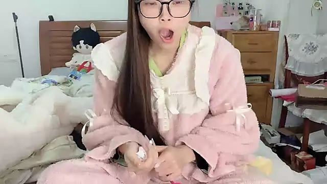 Akong11 online show from 12.03.25