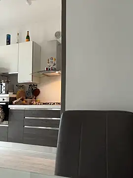 ainaht online show from 12.04.25