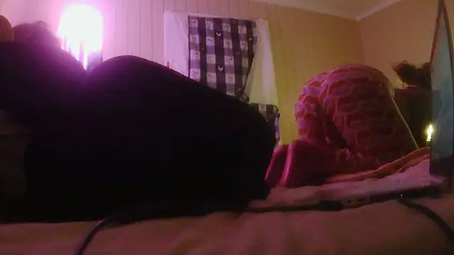 Snapshot of darnette_daisy chatting on 02.28.26 darnette daisy online show from 02.28.26