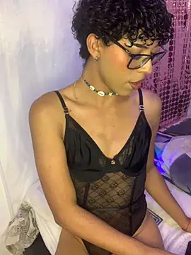 Sweet Tyra Doll online show from 10.04.25