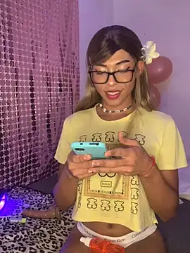 Sweet Tyra Doll online show from 10.17.25