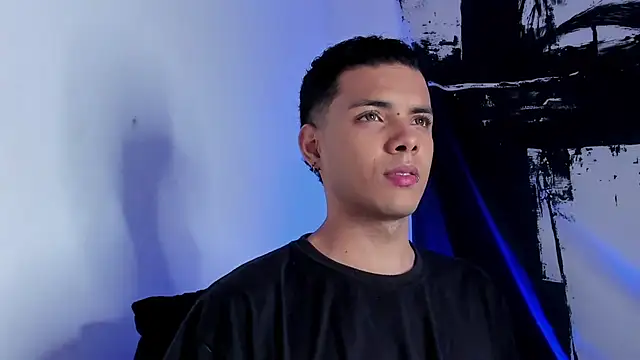 Avaggi online show from 10.21.25