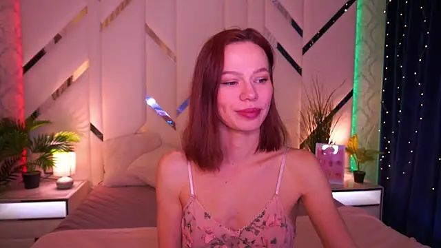 ShyySiren online show from 02.07.26