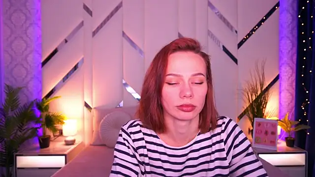 ShyySiren online show from 02.17.26