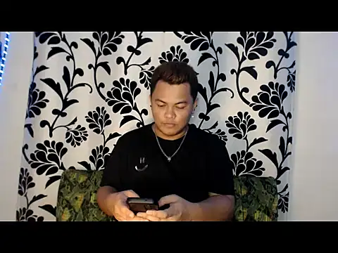 Gayasianzowe online show from 10.01.25