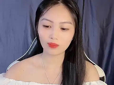 Snapshot of Lyly4757 chatting on 09.22.25 Lyly4757 online show from 09.22.25