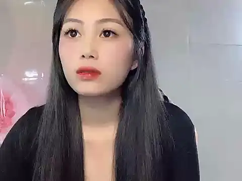 Lyly4757 online show from 11.11.25