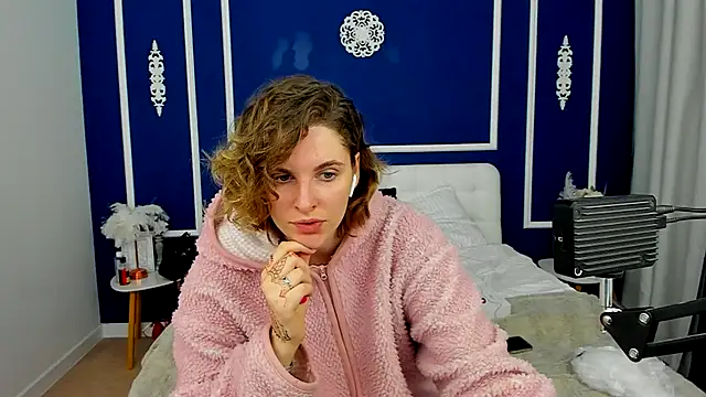 SabrinaRayX online show from 10.28.25