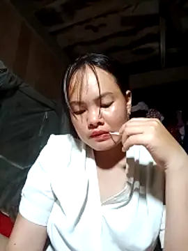 Snapshot of emilyzz chatting on 04.29.26 emilyzz online show from 04.29.26