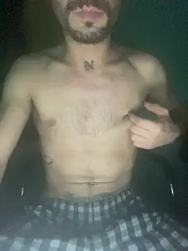 Snapshot of dirtyskils chatting on 07.12.26 dirtyskils online show from 07.12.26