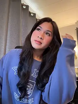 Snapshot of ZoeyJohnson chatting on 10.29.25 ZoeyJohnson online show from 10.29.25