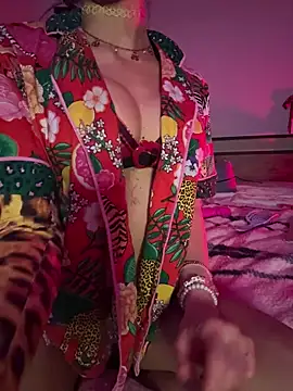 Texxaspearl online show from 03.06.26