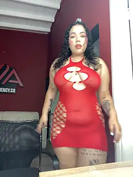 krisstenSantos online show from 11.26.25