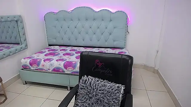 Cordelia Perlman online show from 10.30.25