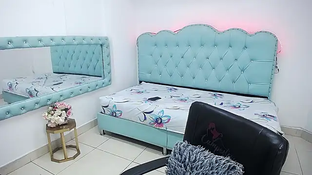 Cordelia Perlman online show from 11.05.25