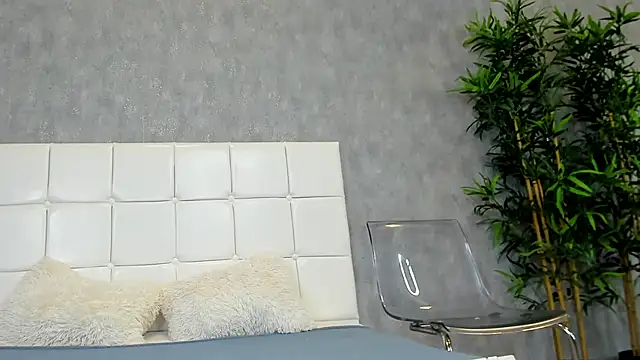 AmiraRees online show from 09.27.25