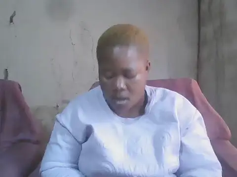 Snapshot of Bustyass93 chatting on 01.14.26 Bustyass93 online show from 01.14.26