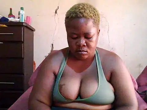 Bustyass93 online show from 02.18.26