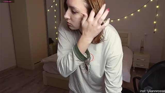 LilyannRosse online show from 11.08.25