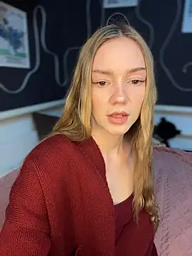 MilaMoone online show from 03.31.26