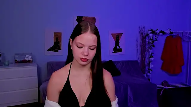 BetsyKiss online show from 11.23.25