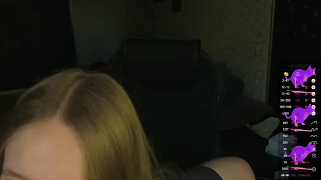 Snapshot of Dory_liss chatting on 09.18.25 Dory liss online show from 09.18.25