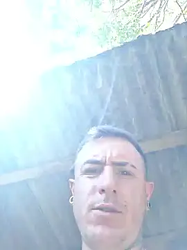 Snapshot of Bottz777 chatting on 10.06.25 Bottz777 online show from 10.06.25