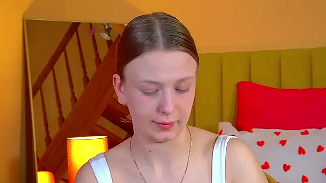 BeatriceBinoche online show from 04.15.26