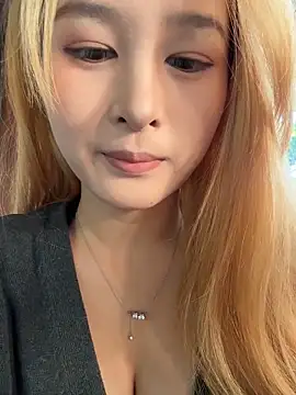 yuki june online show from 11.25.25