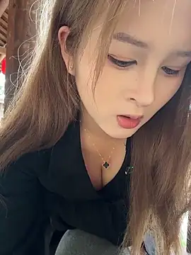 yuki june online show from 03.02.26