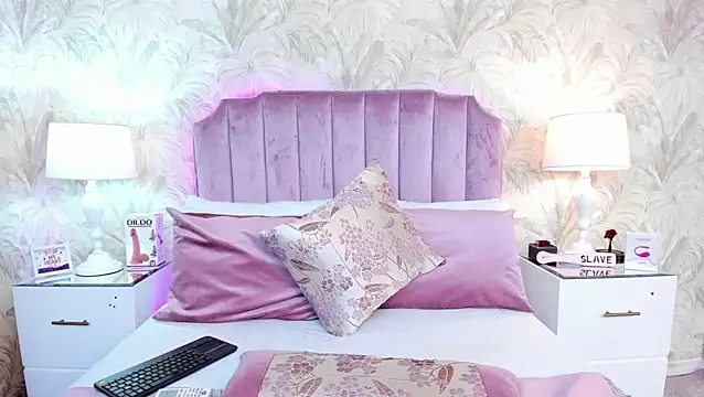 SamyySwet online show from 11.24.25