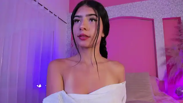 Peytonn Monroe online show from 04.15.26