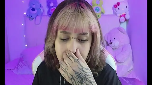 NekoWaifu online show from 04.13.26