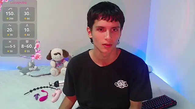 Brahian7u7 online show from 11.10.25