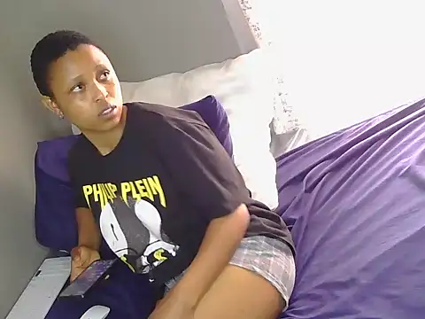 Serafynn online show from 09.19.25