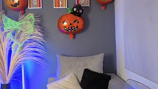 miacardonasecret online show from 10.17.25