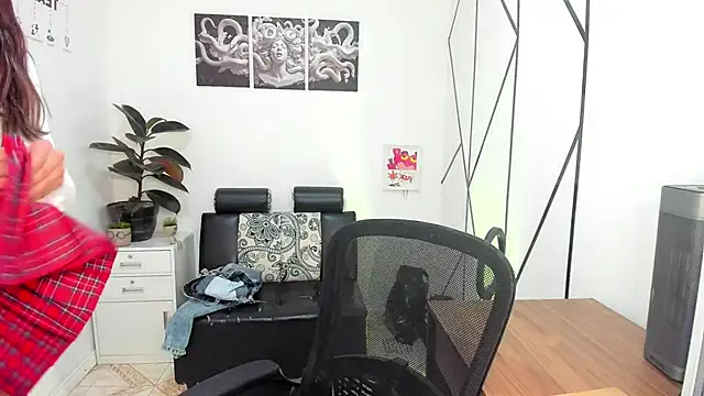 Angel-dragun online show from 11.11.25