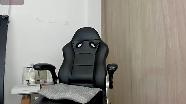 Biscuit oliva online show from 10.12.25