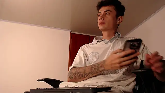 Snapshot of jaico_santos chatting on 01.06.26 jaico santos online show from 01.06.26