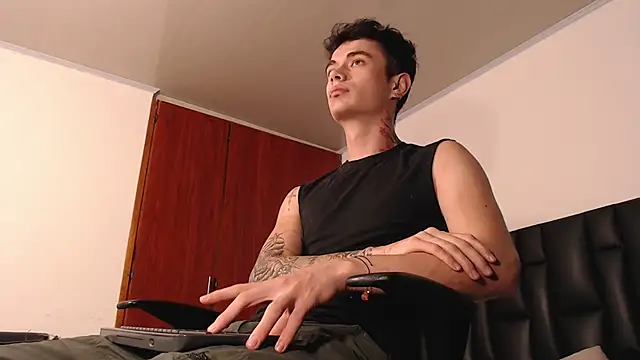 Snapshot of jaico_santos chatting on 01.14.26 jaico santos online show from 01.14.26