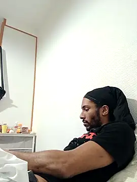 Mikaaa97 online show from 12.16.25